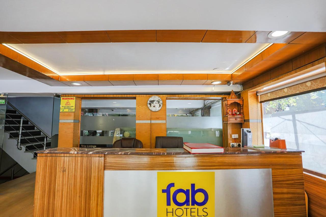 Fabhotel Trio Continental Patel Nagar New Delhi Buitenkant foto