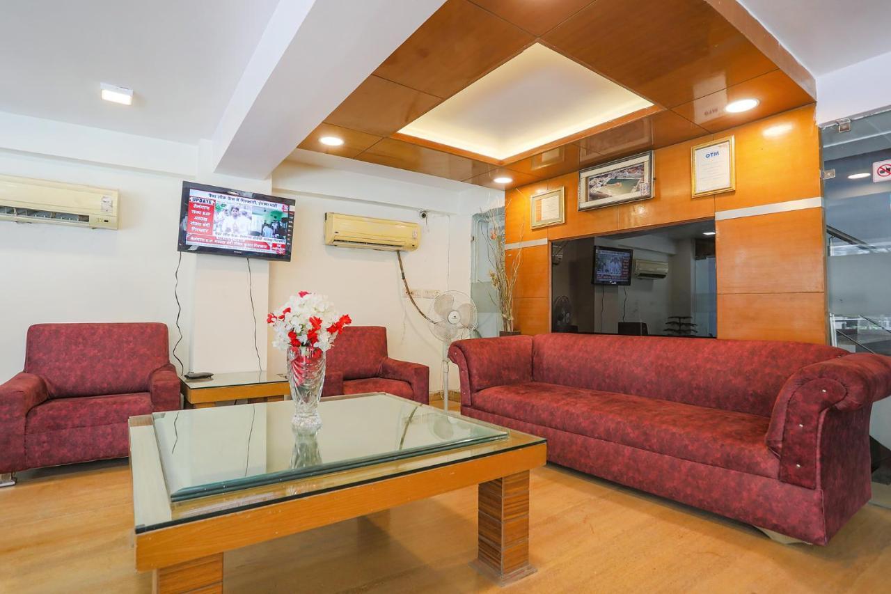Fabhotel Trio Continental Patel Nagar New Delhi Buitenkant foto