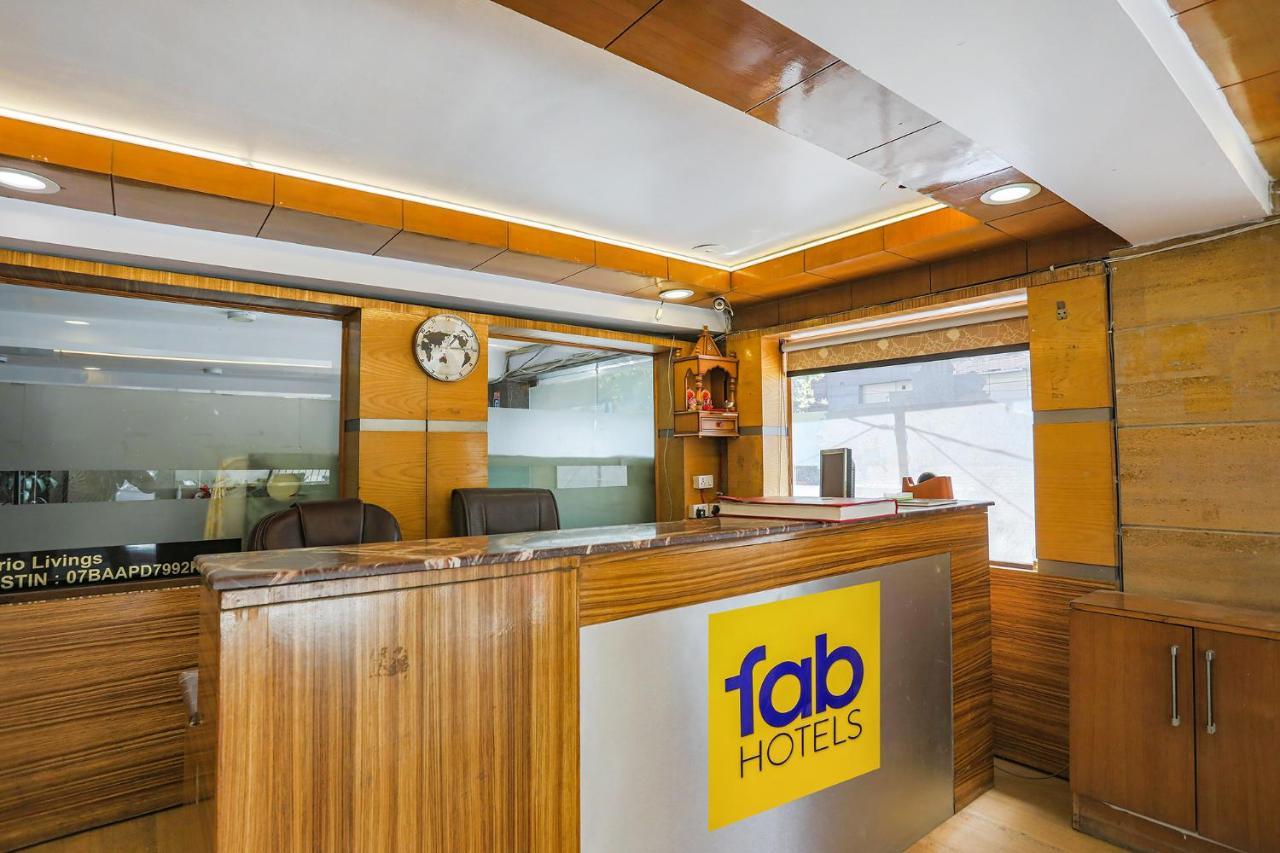 Fabhotel Trio Continental Patel Nagar New Delhi Buitenkant foto